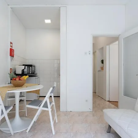 Apartment Sweet Flat With Netflix - Bolhao Center *